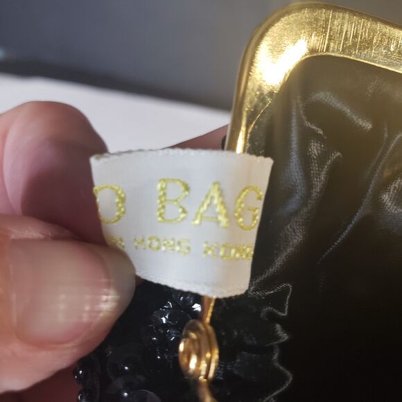 Elegant Vintage MCM Black Beaded Coin Purse 4" Kiss Lock Made in Hong Kong Bag - Picture 3 of 9